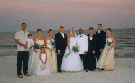 hooksweddingvirginfamilyphoto.jpg